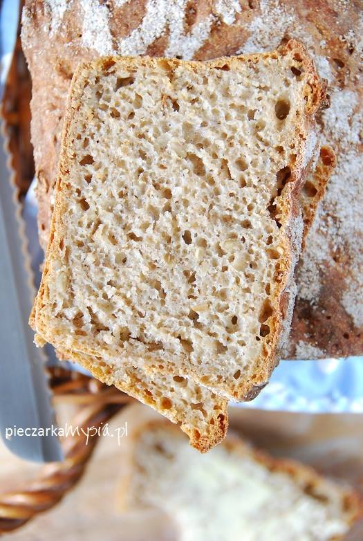 Najłatwiejszy chleb żytni na zakwasie z prażonym słonecznikiem2